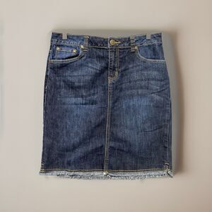 Y2K Jean Denim Skirt Sz 8 Blue Straight Knee Length Frayed Hem Dark Classic 90s